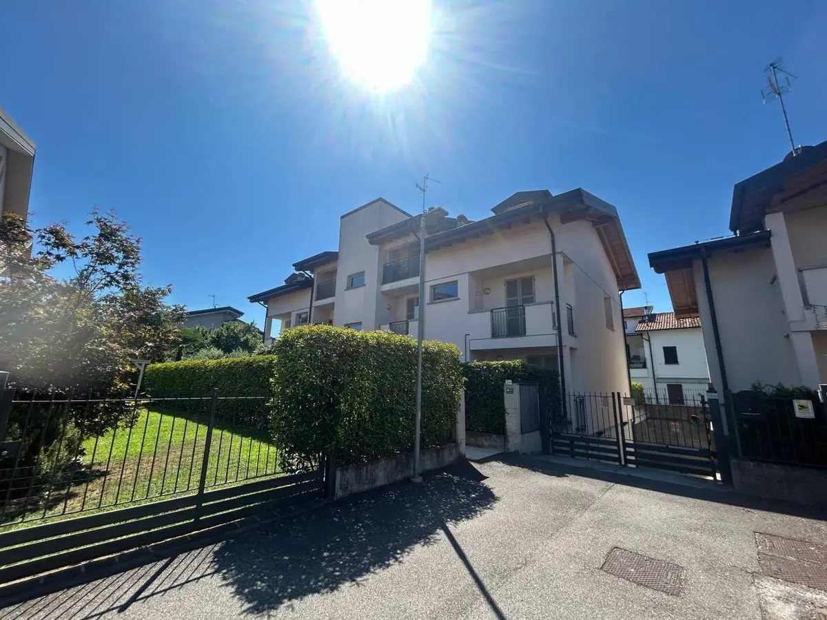 Appartamento in Via Don Lorenzo Milani, 32, Treviglio