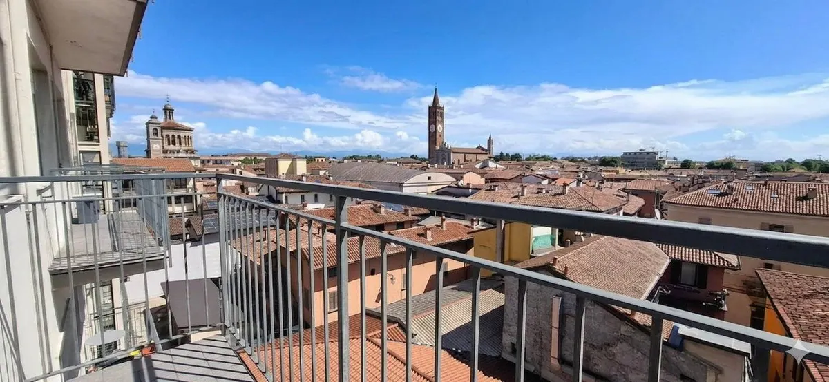 Appartamento in Via Giacomo Matteotti, Treviglio