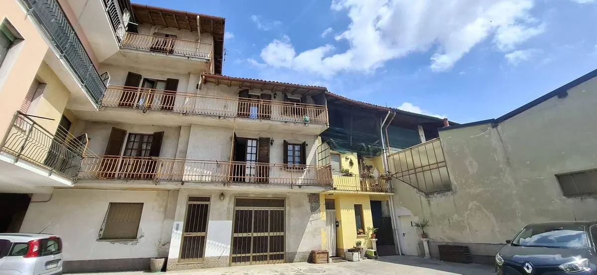 Casa Indipendente in Via Peschiera, 4, Arcene