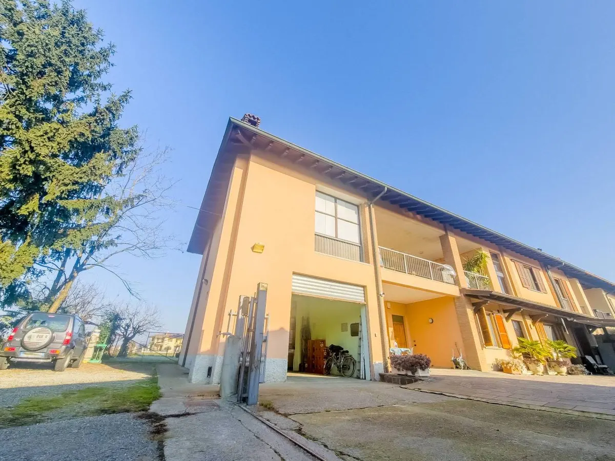 Cascina in Via Fara, 64/a, Treviglio